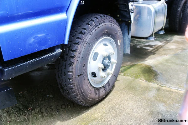 JAC Junling G 129 ch 4X2(6 roues) camion benne 4,6 m Châssis (1) | 86Trucks