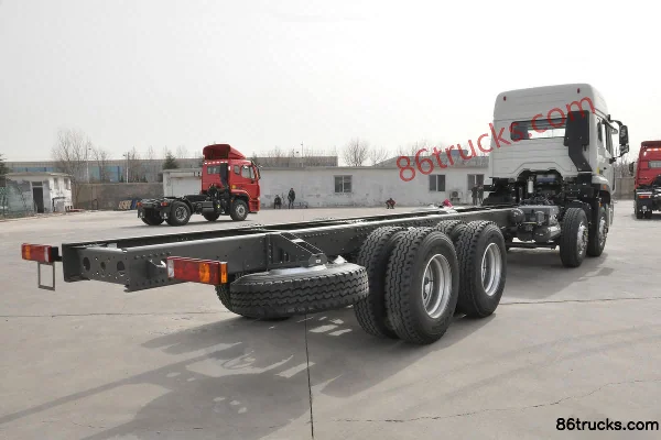 Sinotruk Haohan J7B camion lourd 310 ch 8X4(12 roues) châssis porteur Extérieur (3) | 86Trucks