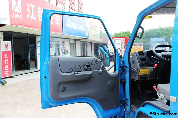 JMC Xinshunda 109 hp 4X2(6 wheels) 3.626m Dump Truck Cab (2) | 86Trucks