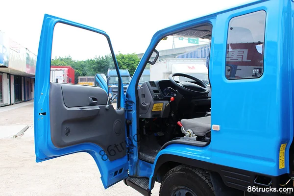 JMC Xinshunda 109 hp 4X2(6 wheels) 3.626m Dump Truck Cab (1) | 86Trucks