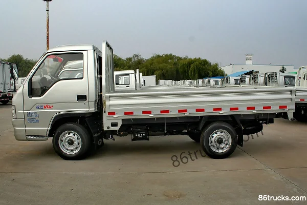 Foton Times Yuling VQ2 1.5L 112hp 4X2(6 wheels) Gasoline Single Row Flatbed Mini Truck Exterior (3) | 86Trucks