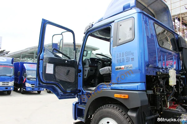 Foton Ruiwo Medium Truck 168hp 4X2(6 wheels) 6.7m Van Cargo Truck Chassis (6-speed) Cab (1) | 86Trucks