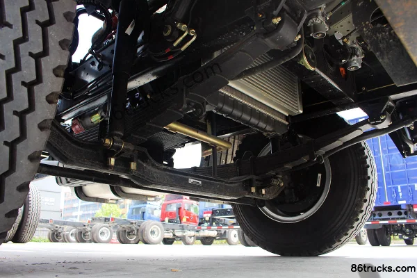 Foton Ruiwo Medium Truck 168hp 4X2(6 wheels) 6.7m Van Cargo Truck Chassis (6-speed) (1) | 86Trucks