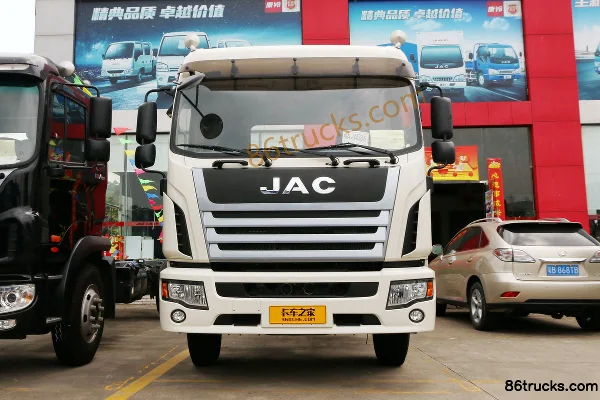 JAC Gallop K6L Medium Truck 190 hp 4X2(6 wheels) 7.8m Cab-over Chassis with Box Body Exterior (2) | 86Trucks