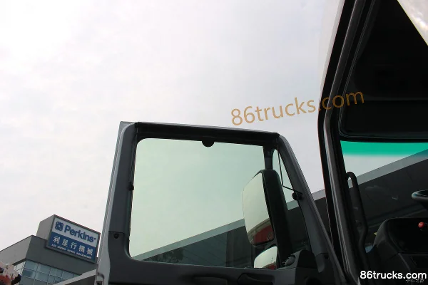 Mercedes-Benz Actros Heavy Truck 480 hp 6X2R Tractor Truck (Model 2648E5) Cab (1) | 86Trucks