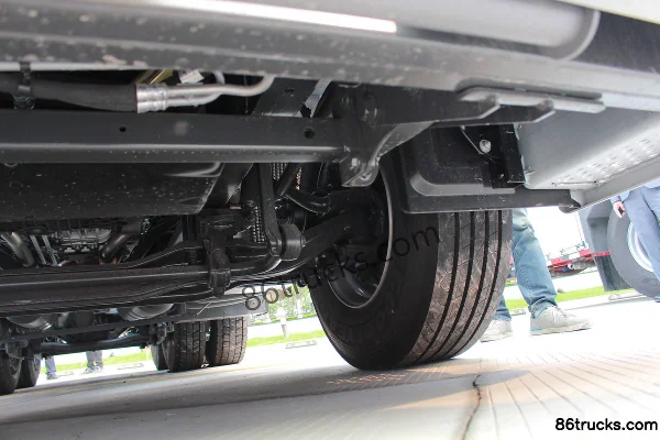 Mercedes-Benz Actros Heavy Truck 480 hp 6X2R Tractor Truck (Model 2648E5) Chassis (2) | 86Trucks