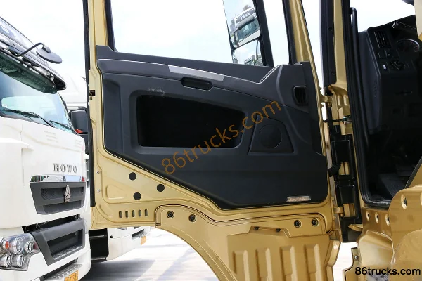 SHACMAN Delong X3000 Lightweight Edition 550 hp 6X4(10 wheels) dangerous goods tractor truck Cab (3) | 86Trucks