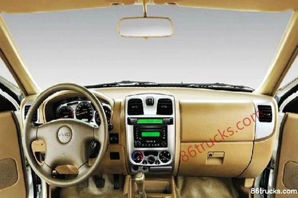 JMC Baodian Fashion Edition 2016 model 2WD 2.4L diesel Cab (3) | 86Trucks