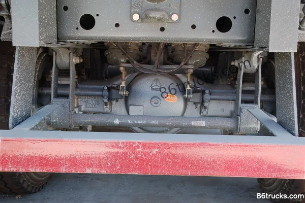 Sinotruk HOWO camion lourd 336 ch 6X4(10 roues) camion benne 4,88 m Cabine (2) | 86Trucks