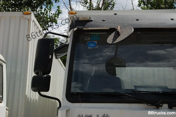 Sinotruk Sinotruk Yellow River Shaoshuai Heavy Truck Cargo Trucks