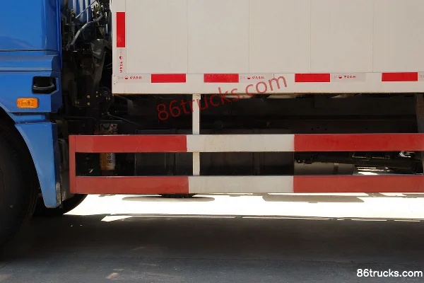 Foton Auman ETX 3-series medium truck 170 hp 4X2(6 wheels) 6.75m flatbed cargo truck Chassis (2) | 86Trucks