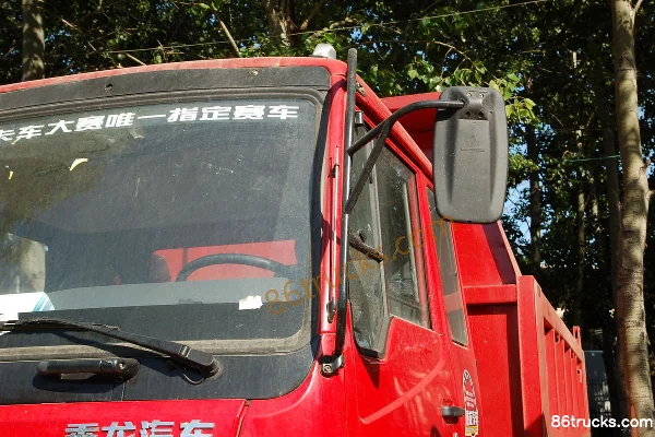 Dongfeng Liuqi Chenglong M3 220 hp 4X2(6 wheels) 5.3m Dump Truck Exterior (3) | 86Trucks