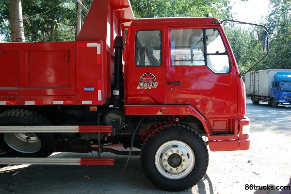 Dongfeng Liuqi Chenglong M3 220 hp 4X2(6 wheels) 5.3m Dump Truck Exterior