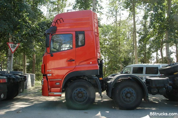 Dongfeng Commercial Vehicle Tianlong 340 ch 6X2(8 roues) tracteur routier Extérieur (3) | 86Trucks