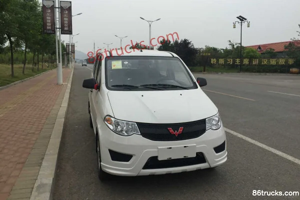 Wuling Hongguang 2015 S Base 86hp 1.2L Van Exterior (2) | 86Trucks
