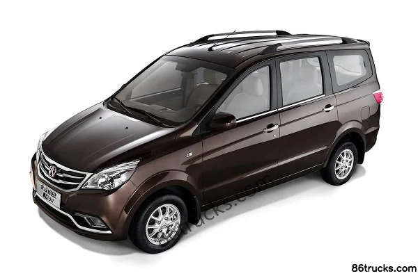 BAIC WeiWang M30 2015 Comfort 106hp 1.5L Minivan Exterior (3) | 86Trucks