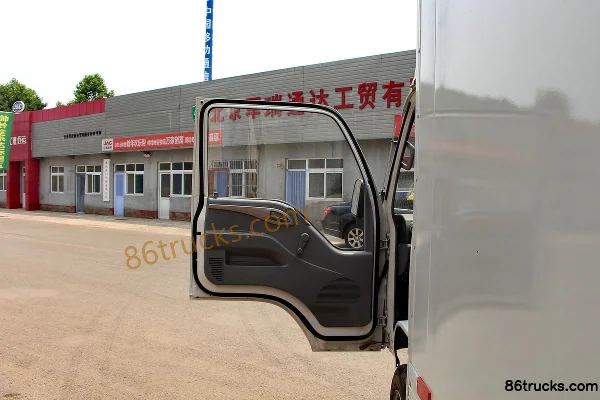 JAC Kangling X1 1.3L 87 hp 4X2(6 wheels) 3.1m Single Row Van Micro Truck (China V) Cab (1) | 86Trucks