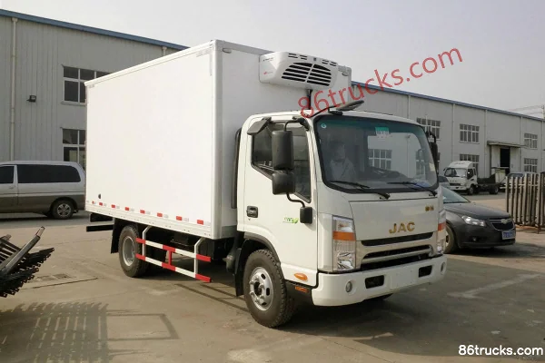 JAC Shuailing H 124hp 4X2(6 wheels) Refrigerated Truck Exterior