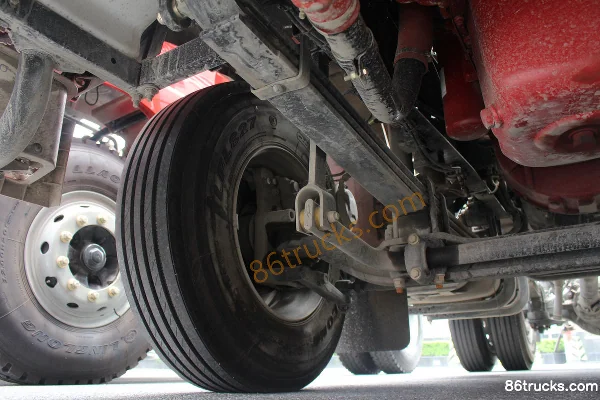 SHACMAN Delong X3000 version conteneur standard 400 ch 4X2(6 roues) tracteur routier (China VI) Châssis (2) | 86Trucks