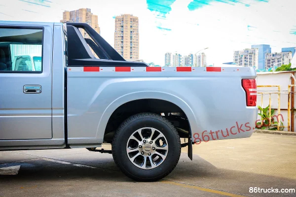 Isuzu TF 2016 2.8T diesel deux roues motrices double cabine pick-up allongé Photos officielles (1) | 86Trucks