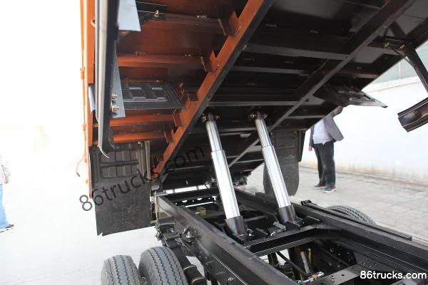 FAW Hongta FAW Jiefang Classic 1 Series 87hp 4X2(6 wheels) 3.265m Dump Truck (Air Brake) Chassis (2) | 86Trucks