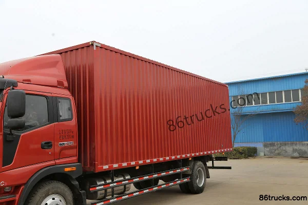 Foton Ruiwo Medium Truck 168 hp 4X2(6 wheels) 6.7m Van Cargo Truck Body (1) | 86Trucks