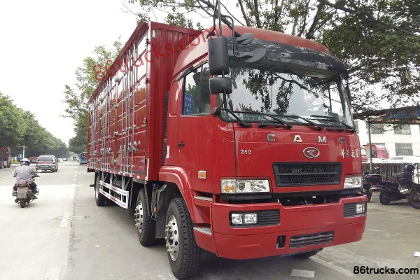 Hualing Star 245hp 6X2(8 wheels) 9.6m Van Truck Exterior