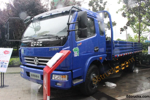 Dongfeng Duolika D7 Super Power 200hp 4X2(6 wheels) 6.8m Flatbed Cargo Truck with Half Cab Exterior (3) | 86Trucks