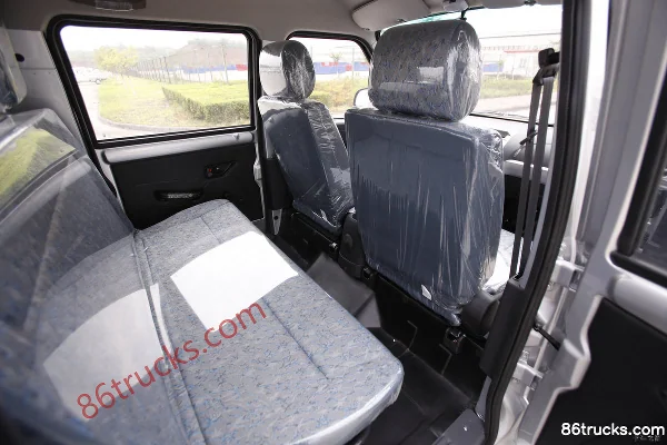 NanJun Ruiyi 1.3L 82hp 4X2(6 wheels) Gasoline 2.1m Double Row Flatbed Mini Truck Cab (3) | 86Trucks