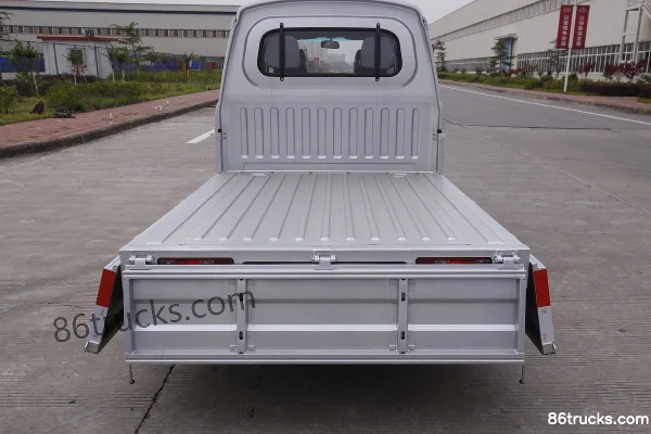 NanJun Ruiyi 1.3L 82hp 4X2(6 wheels) Gasoline 2.1m Double Row Flatbed Mini Truck Chassis (3) | 86Trucks