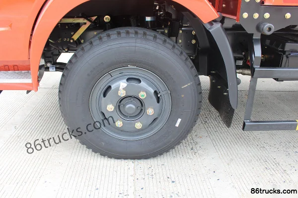 Dongfeng Duolika D8 Ruineng Edition 200 hp 4X2(6 wheels) 5.8m single-row flatbed cargo truck (China VI) Chassis (2) | 86Trucks