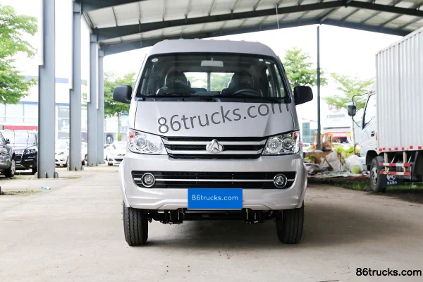 Changan Kuayue New Leopard II 1.5L 112hp 4X2(6 wheels) 2.55m double-row stake truck Exterior (2) | 86Trucks