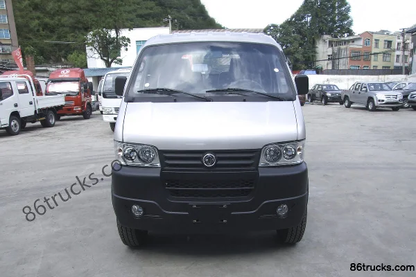 Dongfeng Junfeng 1.3L 87 hp 4X2(6 wheels) Gasoline 3.3m Single-Cab Flatbed Mini Truck Exterior
