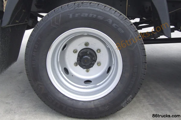 Dongfeng Junfeng 1.3L 87 hp 4X2(6 wheels) Gasoline 3.3m Single-Cab Flatbed Mini Truck Chassis (1) | 86Trucks