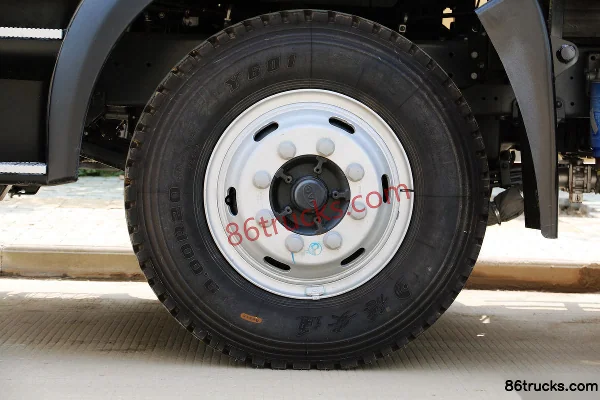 JAC Gallop A5L medium truck 160hp 4X2(6 wheels) 5.8m single-row van cargo truck Chassis (2) | 86Trucks