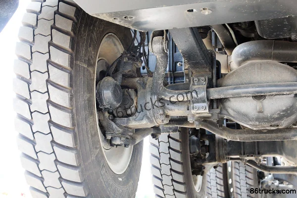 IVECO Trakker Heavy Truck 500hp 8X8(12 wheels) Tractor Truck Chassis (2) | 86Trucks