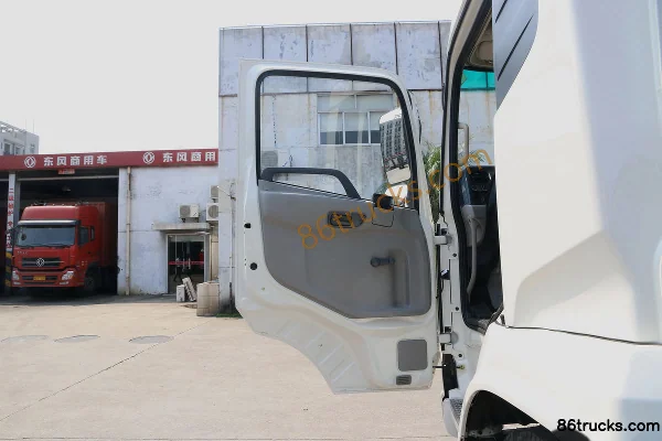 Dongfeng Commercial Vehicle Tianjin Medium Truck 180hp 4X2(6 wheels) 7.7m Cargo Truck Chassis Cab (1) | 86Trucks