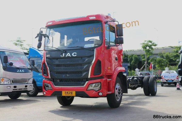 JAC Gallop K5L Medium Truck Luxury 160 hp 4X2(6 wheels) Day Cab Cargo Truck Chassis Exterior (3) | 86Trucks