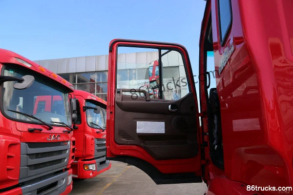 JAC Gallop K5L Medium Truck Luxury 160 hp 4X2(6 wheels) Day Cab Cargo Truck Chassis (1) | 86Trucks