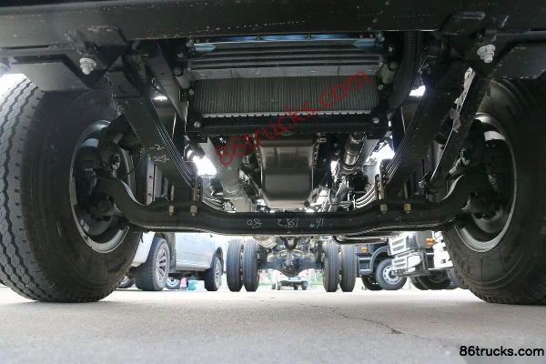 JAC Gallop K5L Medium Truck Luxury 160 hp 4X2(6 wheels) Day Cab Cargo Truck Chassis (1) | 86Trucks