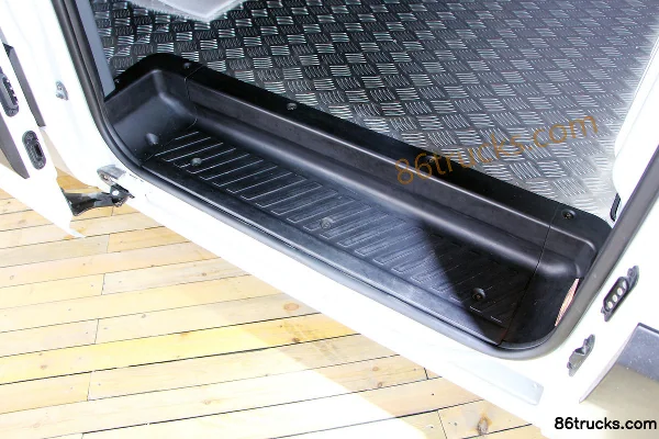 JAC Star 6 Series 2016 Model Logistics Version 148 hp closed van Cargo Box (3) | 86Trucks