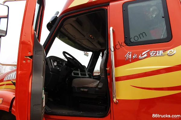 FAW Liute Anjie e camion lourd 420 ch 6X4(10 roues) tracteur routier à capot (Fast Gear) Cabine (3) | 86Trucks