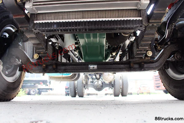 FAW Liute Jinlu Medium Truck 160hp 4X2(6 wheels) 5300mm Wheelbase Cargo Truck Chassis (2) | 86Trucks