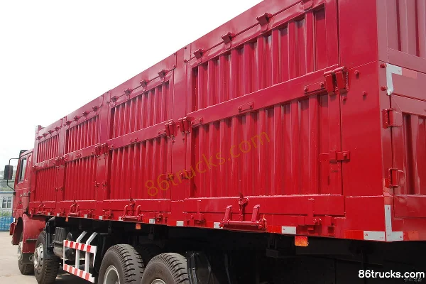 SHACMAN Delong F2000 Heavy Truck 310hp 8X4(12 wheels) 7m Dump Truck Chassis (3) | 86Trucks