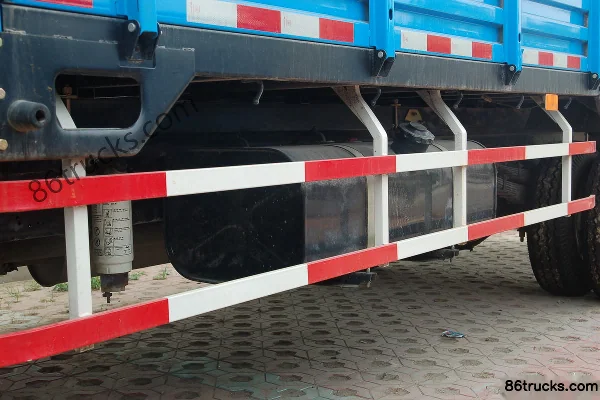 JAC Weiling camion porteur moyen 130 ch 4X2(6 roues) plateau Châssis (2) | 86Trucks