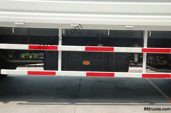 Foton Aumark N Series 95 hp 4X2(6 wheels) 4.3m single-row flatbed light truck Body (1) | 86Trucks