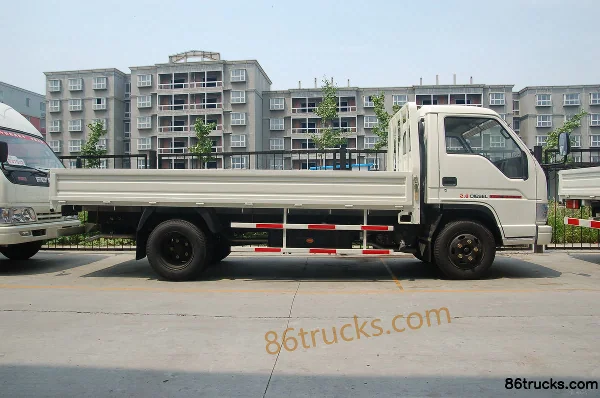 Foton Aumark N Series 95 hp 4X2(6 wheels) 4.3m single-row flatbed light truck Exterior (2) | 86Trucks