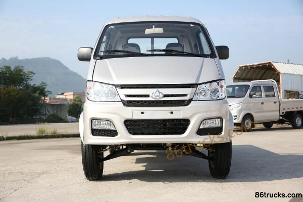 Changan Kuayue Xinbao MINI 1.2L 88hp 4X2(6 wheels) 2.6m single-row flatbed mini truck Exterior (2) | 86Trucks