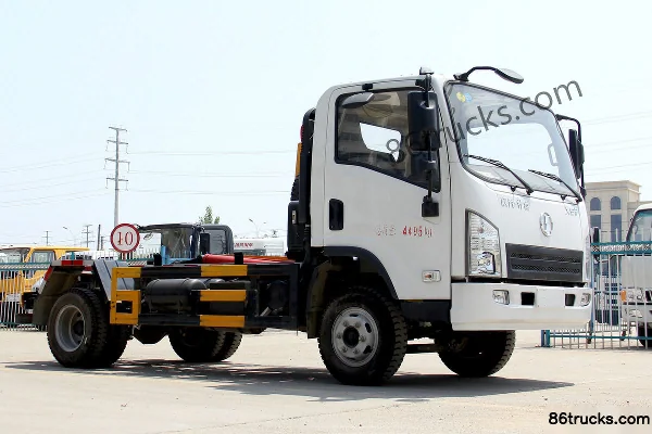 SHACMAN Commercial Vehicle Xuande X9 130 hp 4X2(6 wheels) Detachable Container Garbage Truck (Chufei Brand) Exterior