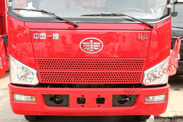 FAW Jiefang J6F 150hp 4X2(6 wheels) 4.21m single-row stake-grate light truck Exterior (3) | 86Trucks